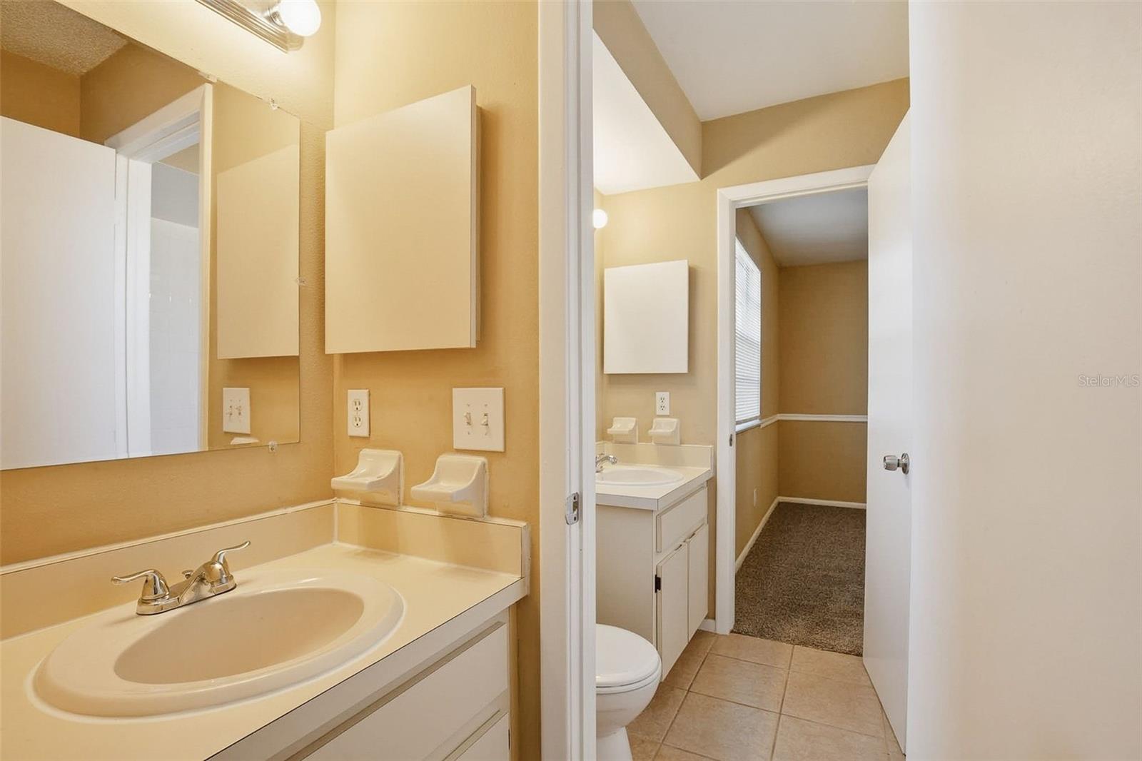 15908 BRIDGEWATER LN — photo 36