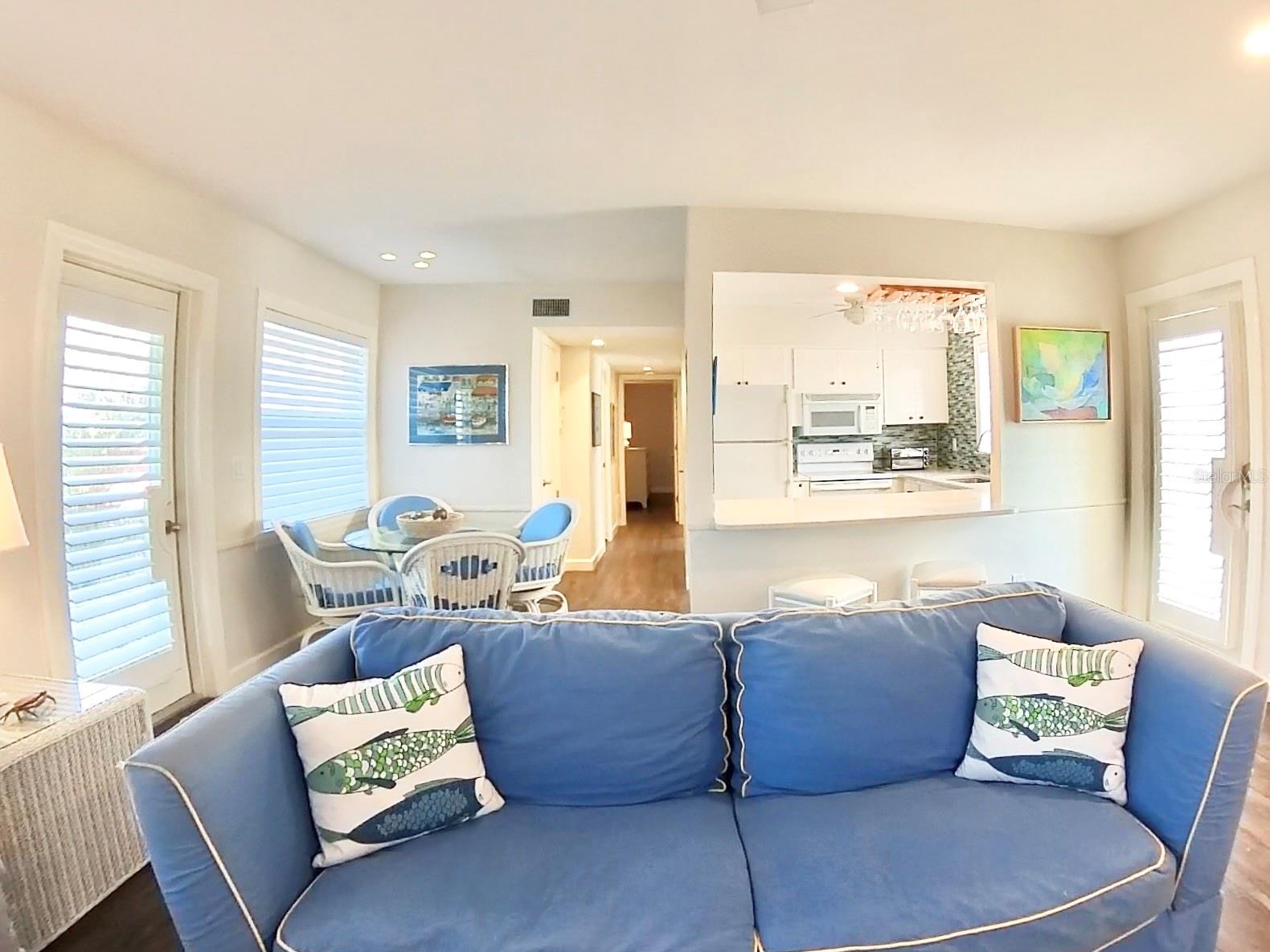 103 PALM AVE — photo 23