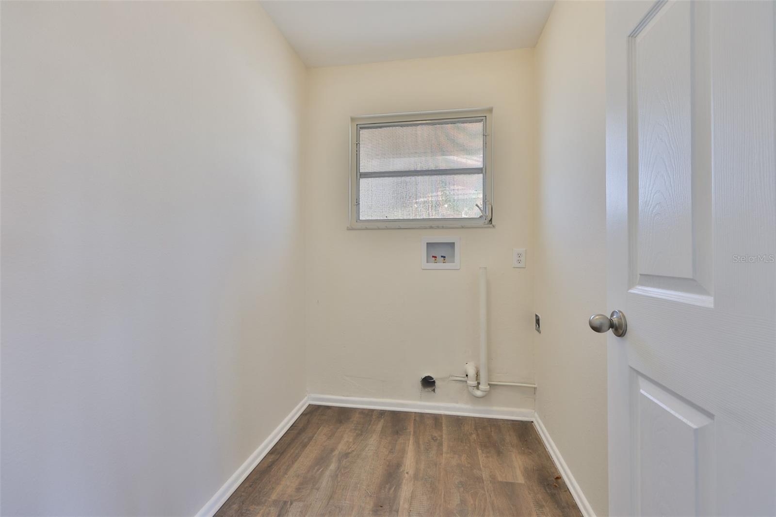 703 BEL AIR AVE — photo 21