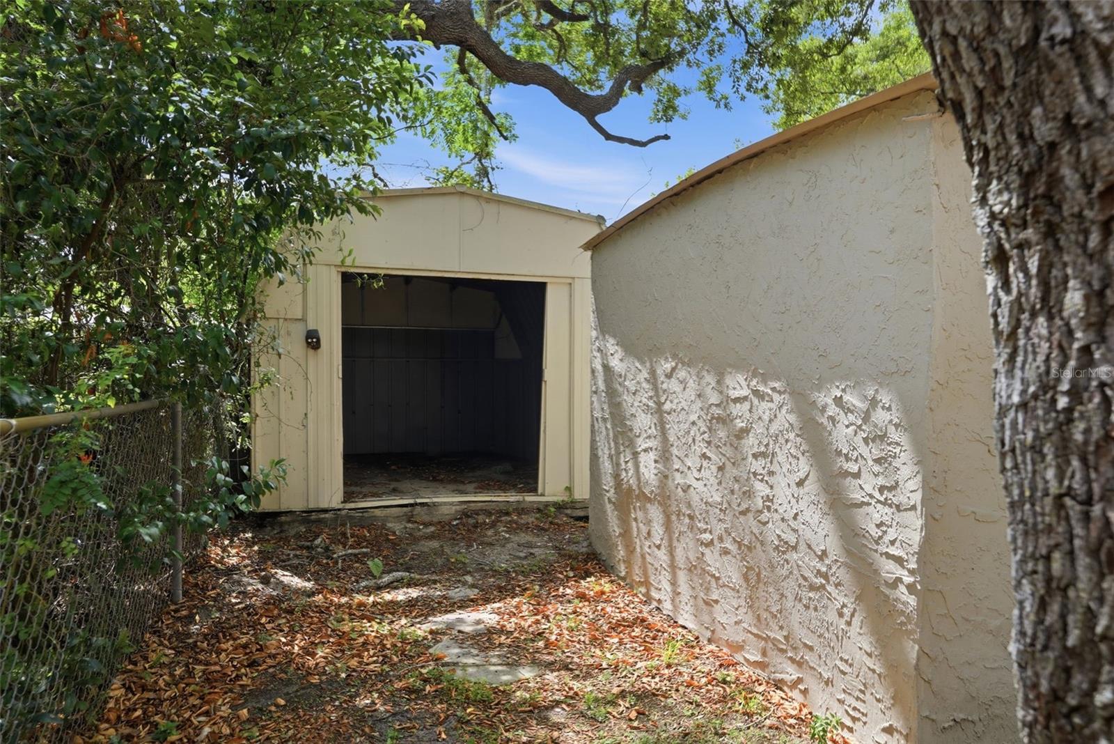 11311 ALTOONA AVE — photo 31