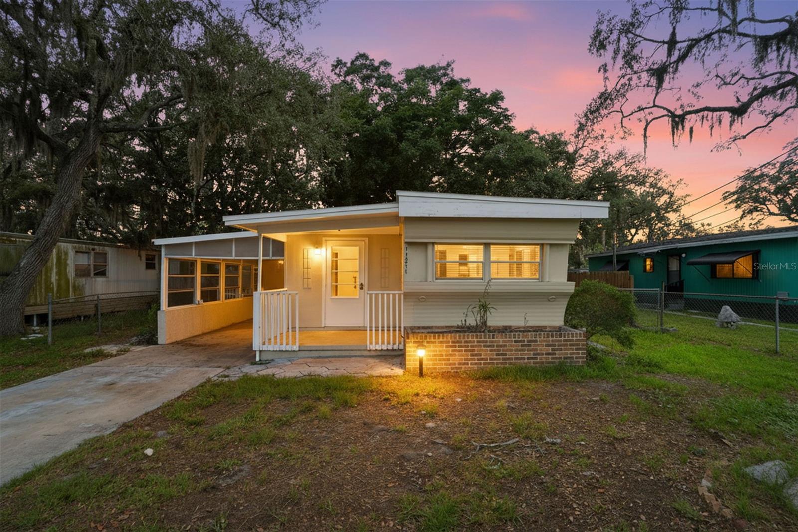 11311 ALTOONA AVE — photo 46