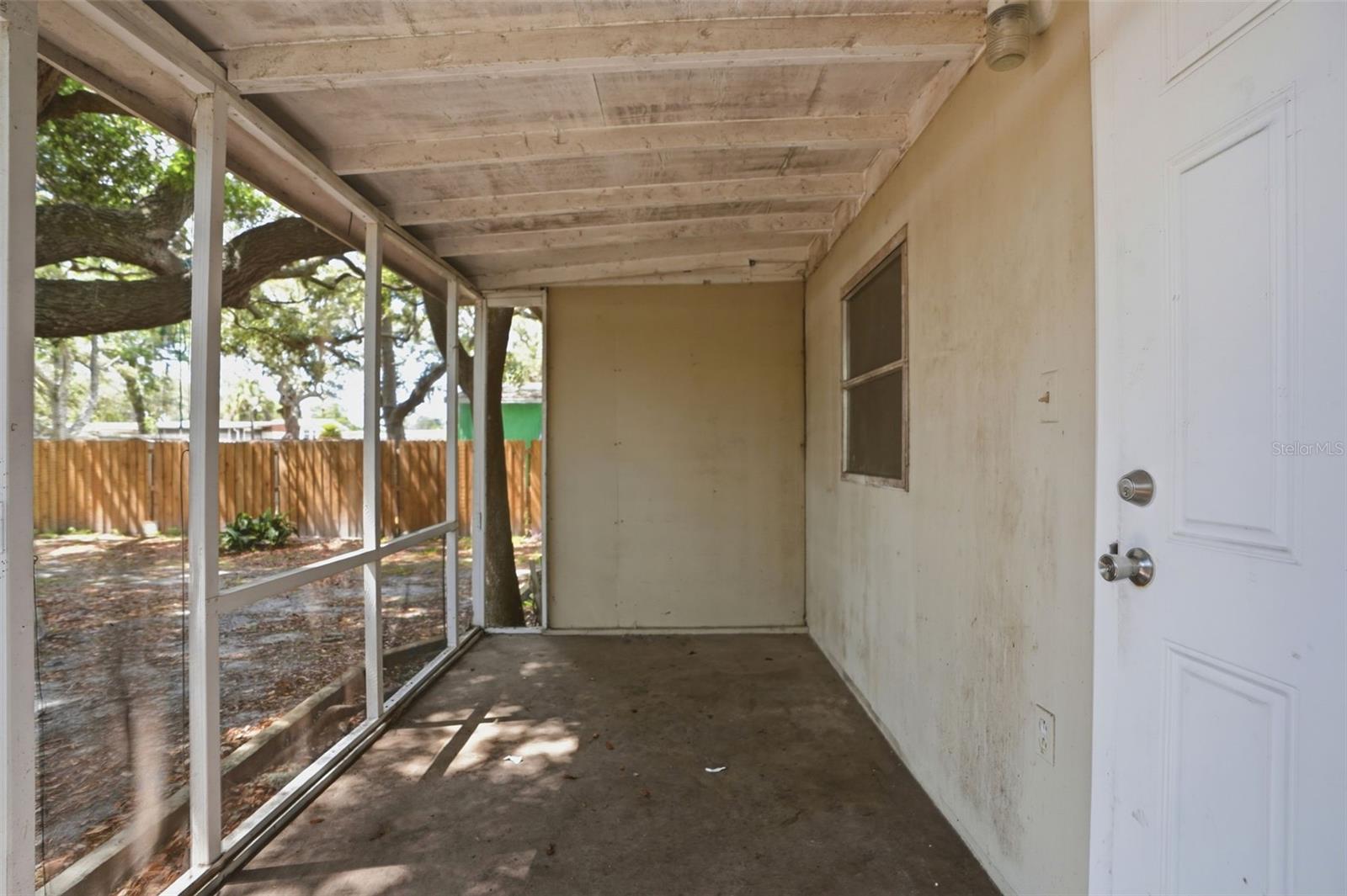 11311 ALTOONA AVE — photo 30