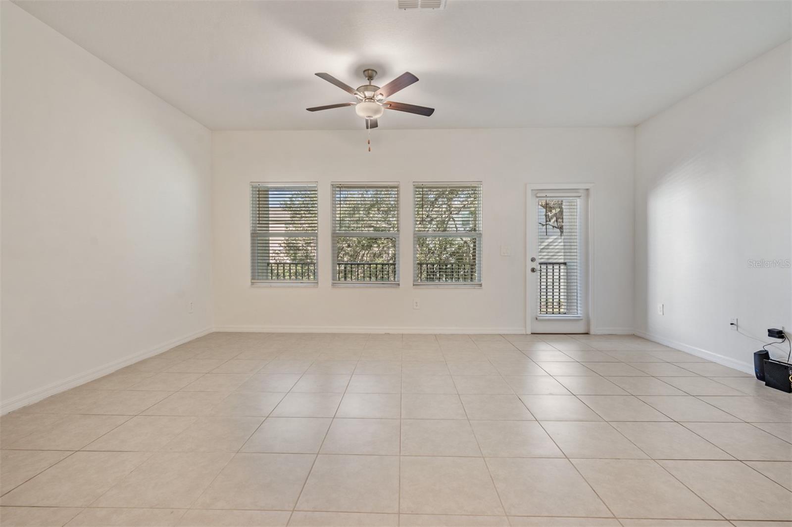4607 TUSCAN LOON DR — photo 4