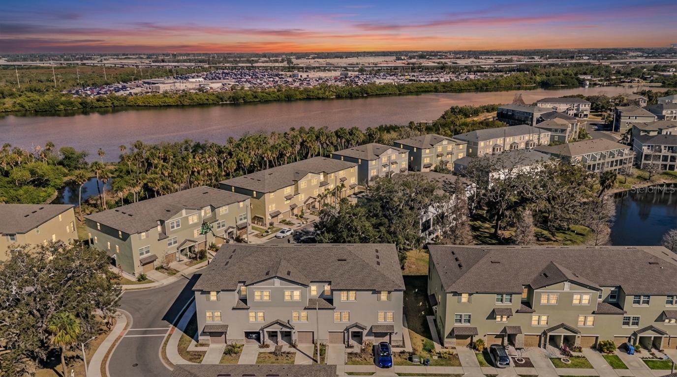 4607 TUSCAN LOON DR — photo 45