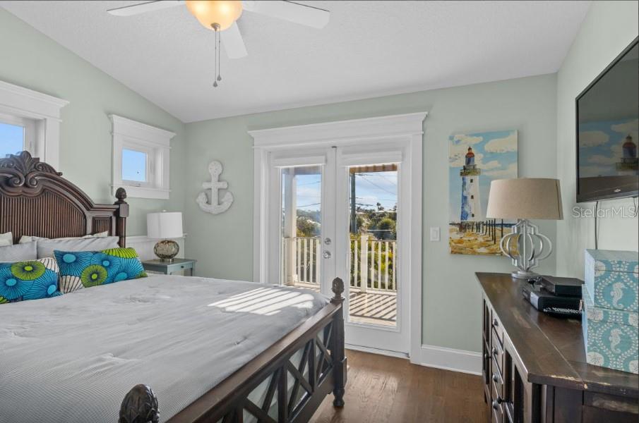 117 WILLOW AVE — photo 30