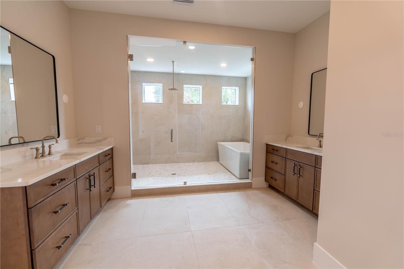 4906 W ESTRELLA ST — photo 20