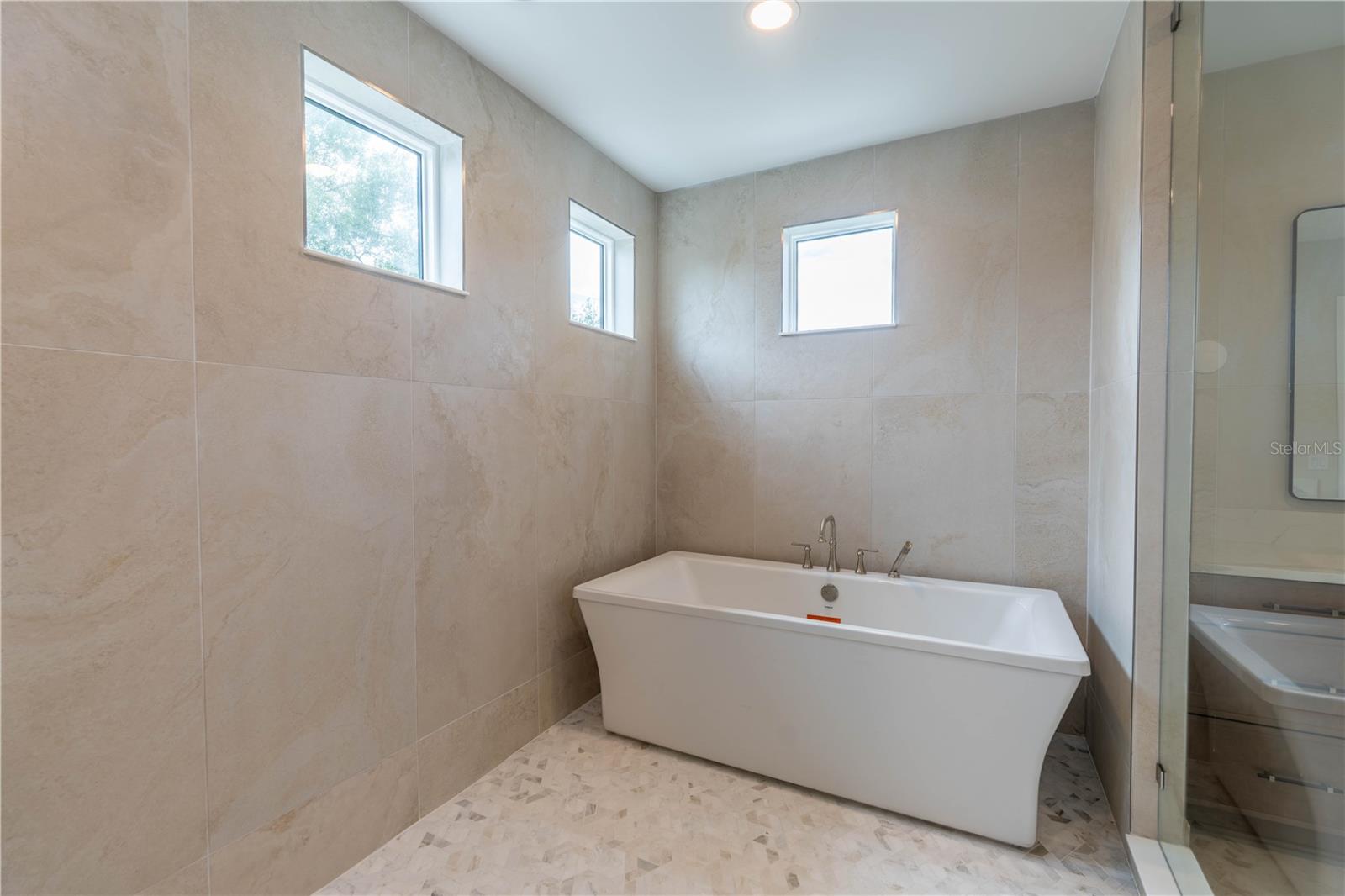4906 W ESTRELLA ST — photo 18