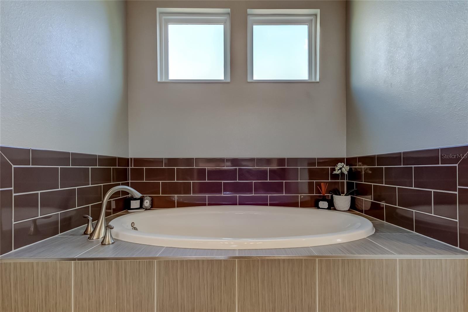11403 QUIET FOREST DR — photo 32