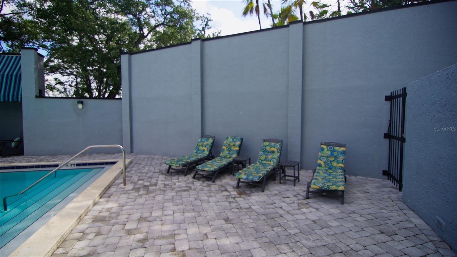 201 W LAUREL ST #701 — photo 34