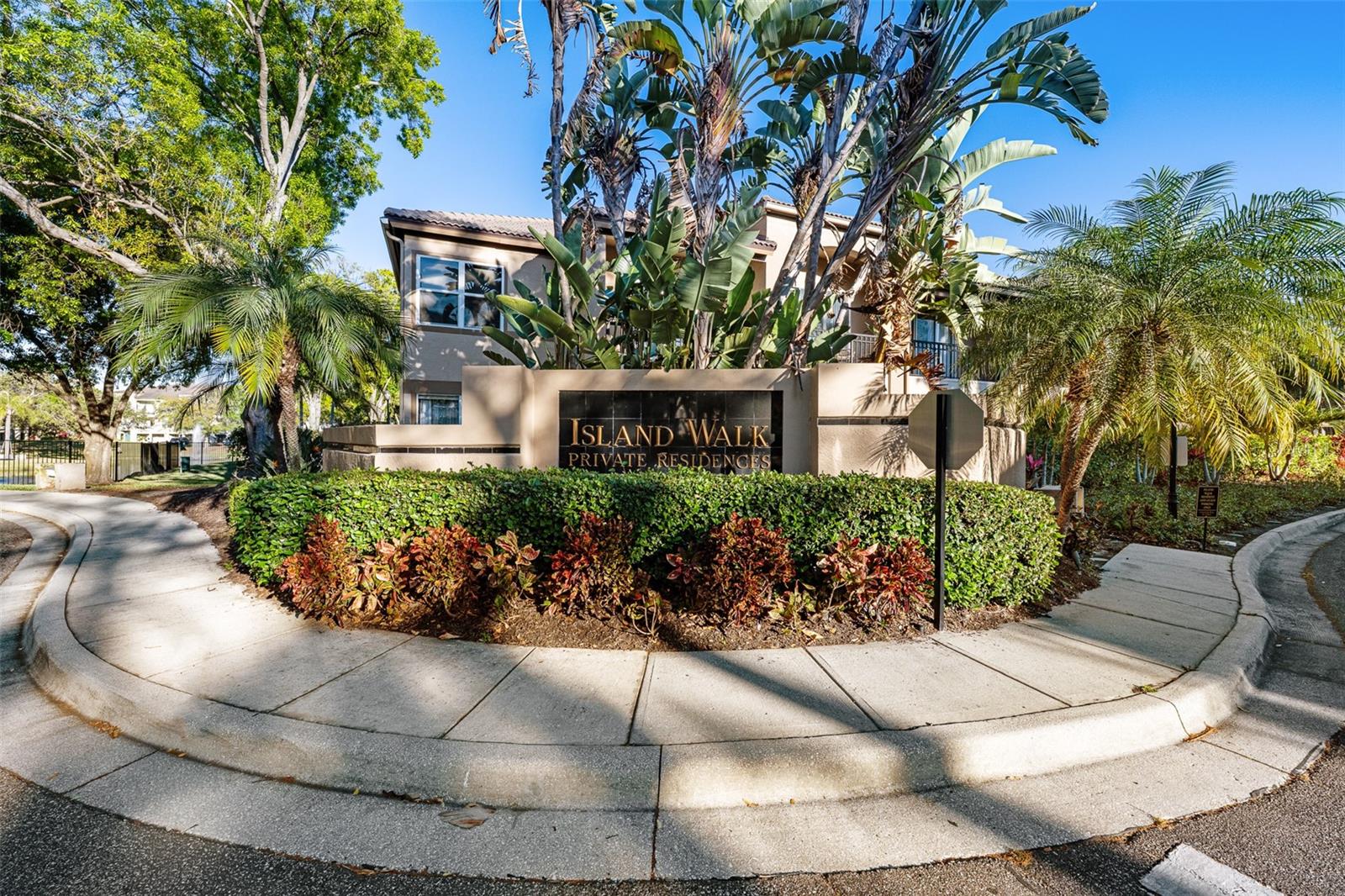1037 NORMANDY TRACE RD — photo 8