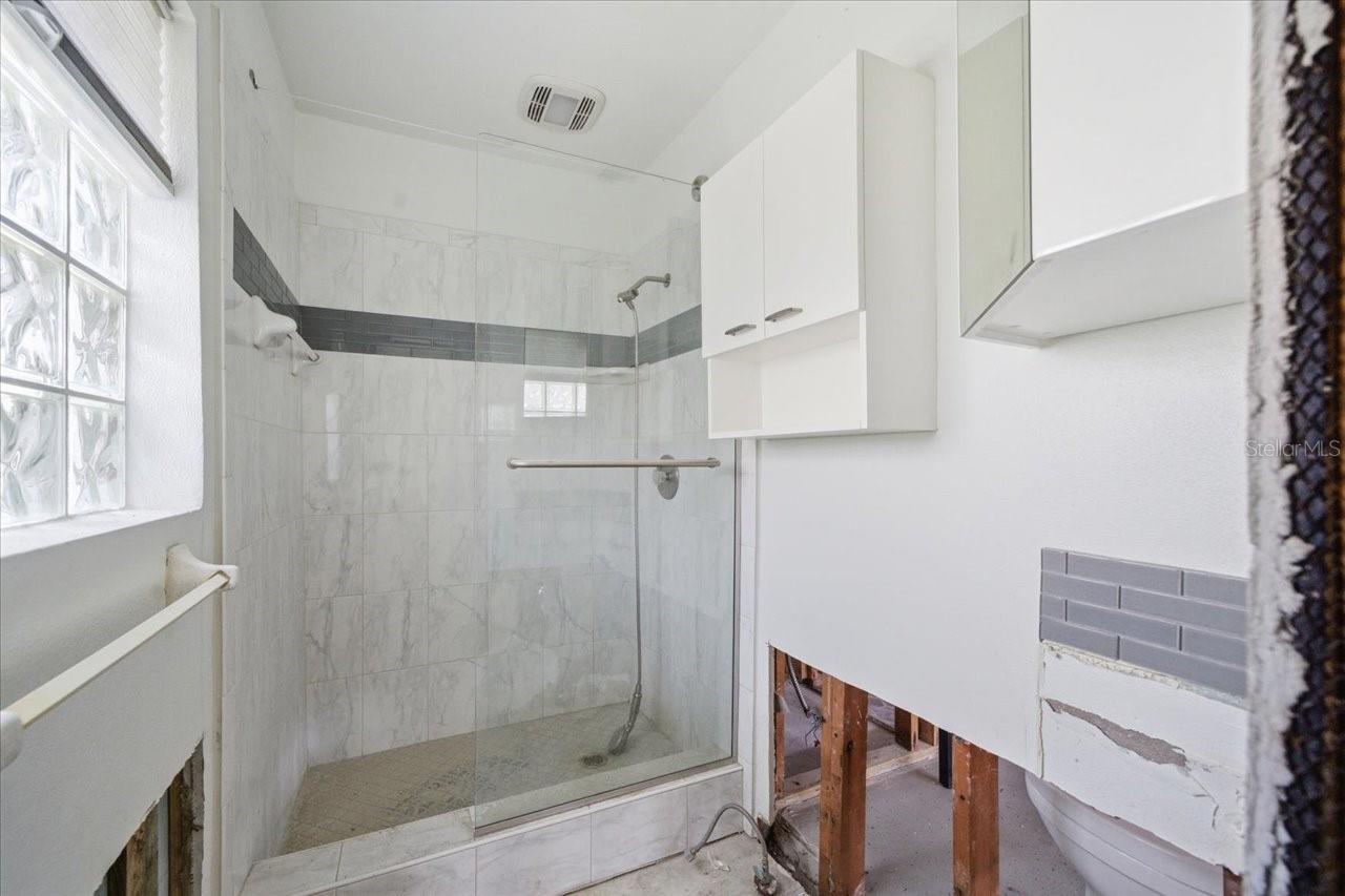 411 55TH AVE — photo 38