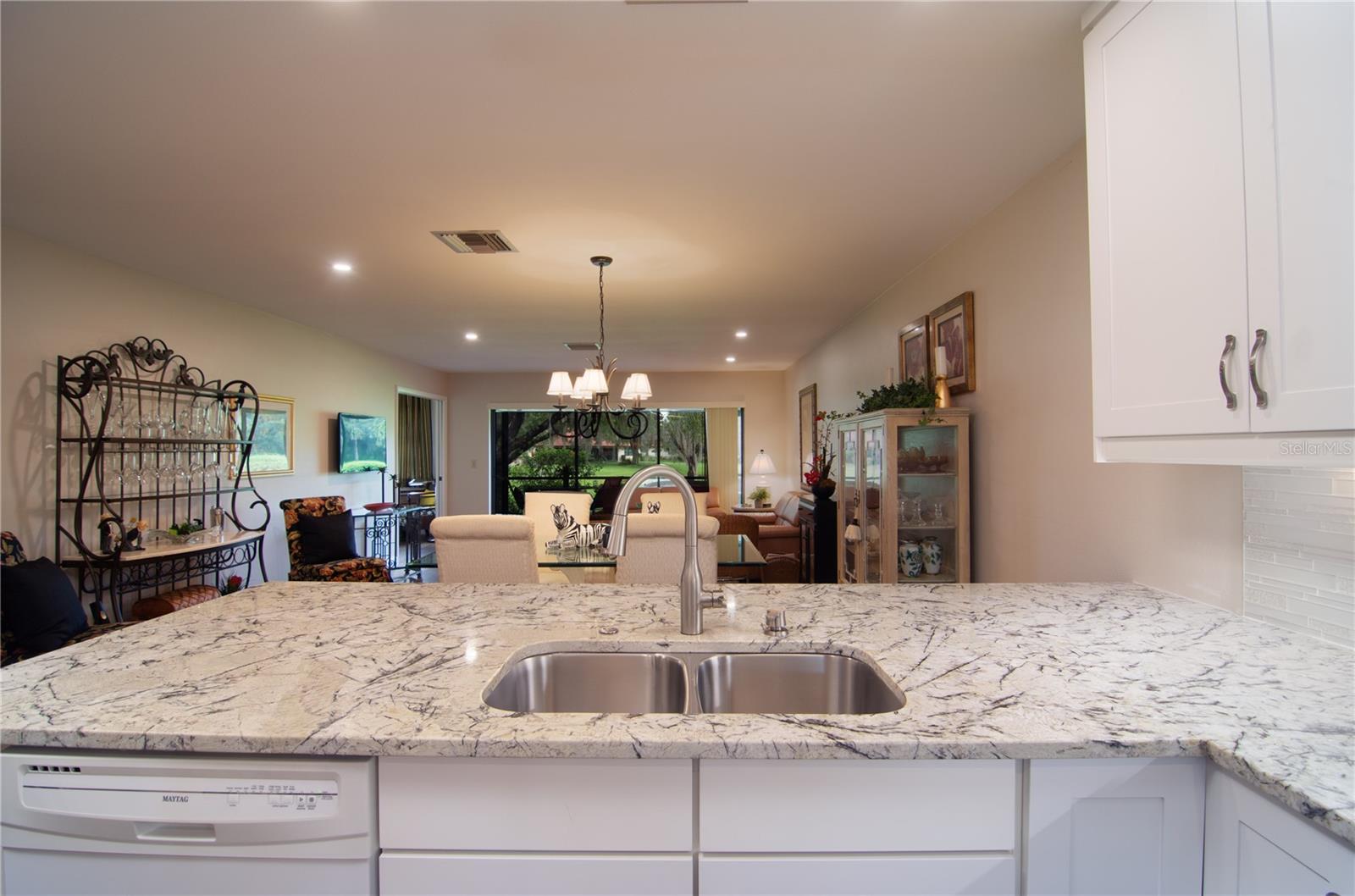 5635 GOLF POINTE DR #101 — photo 5