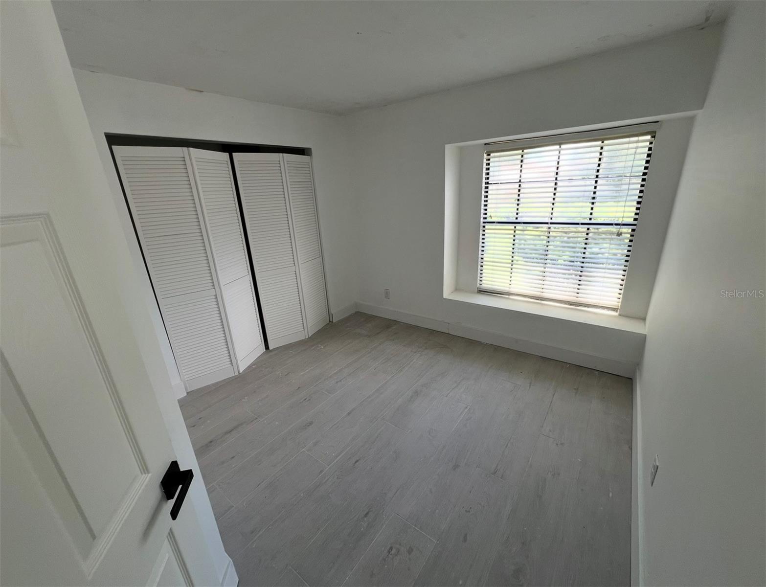 12824 DUNHILL DR — photo 13