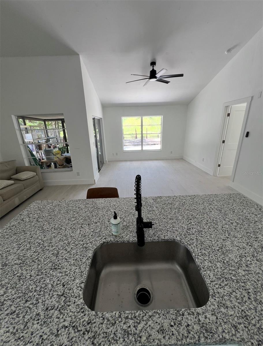 12824 DUNHILL DR — photo 5