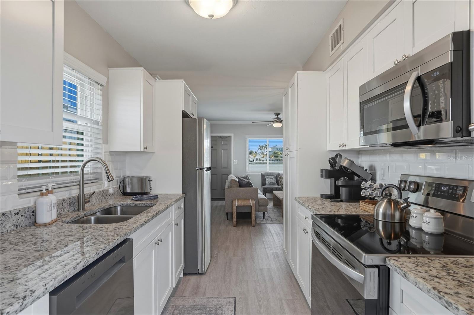2605 BAY BLVD — photo 13