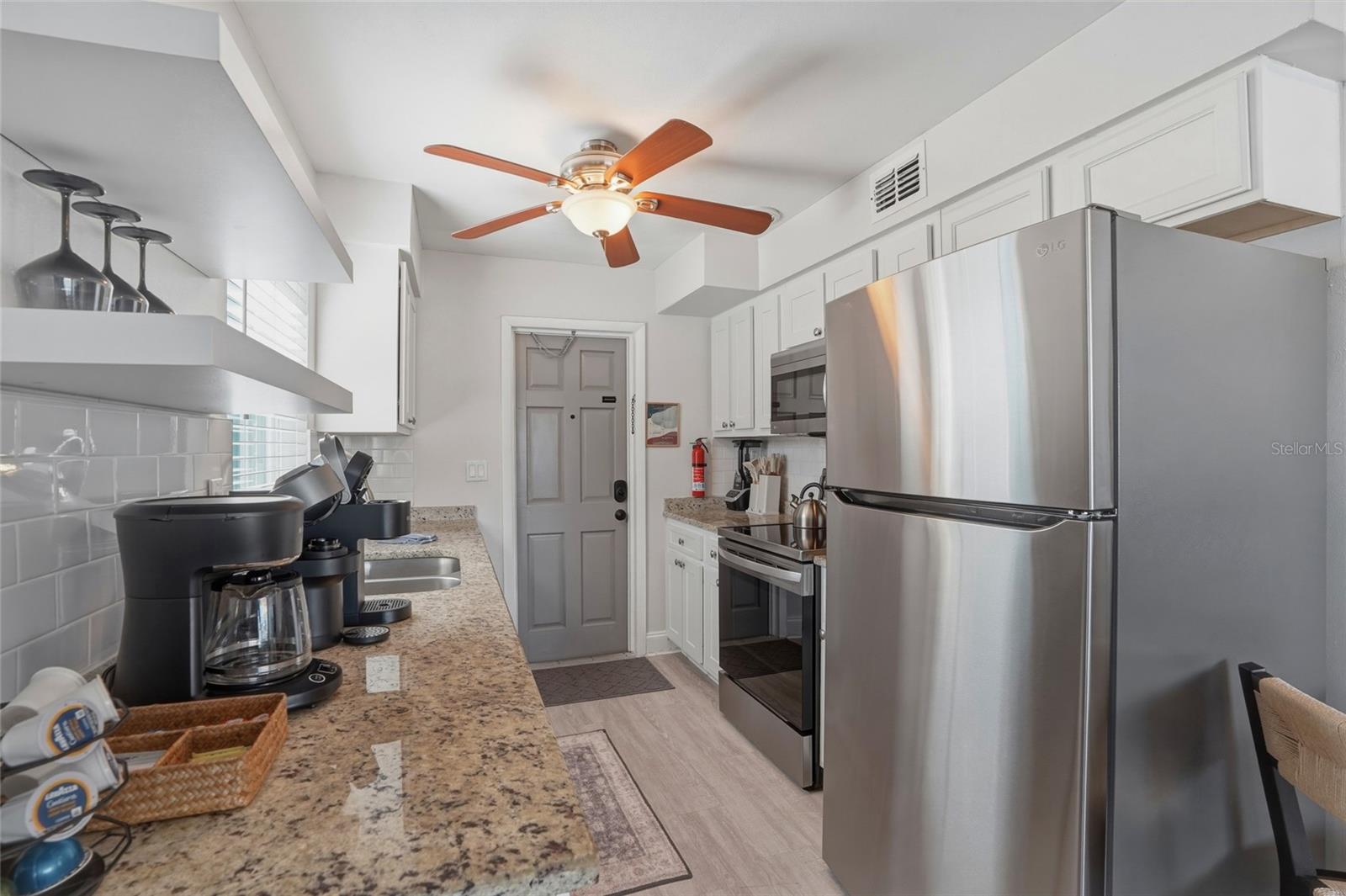 2605 BAY BLVD — photo 36