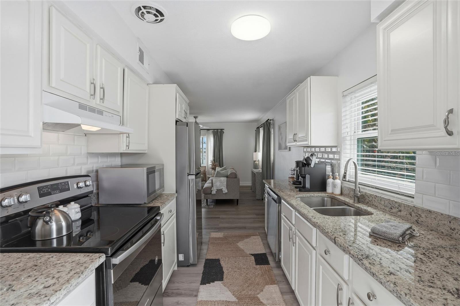 2605 BAY BLVD — photo 55