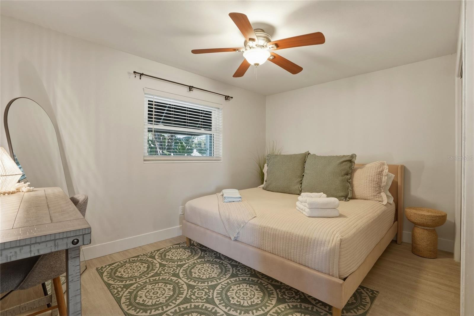 2605 BAY BLVD — photo 46