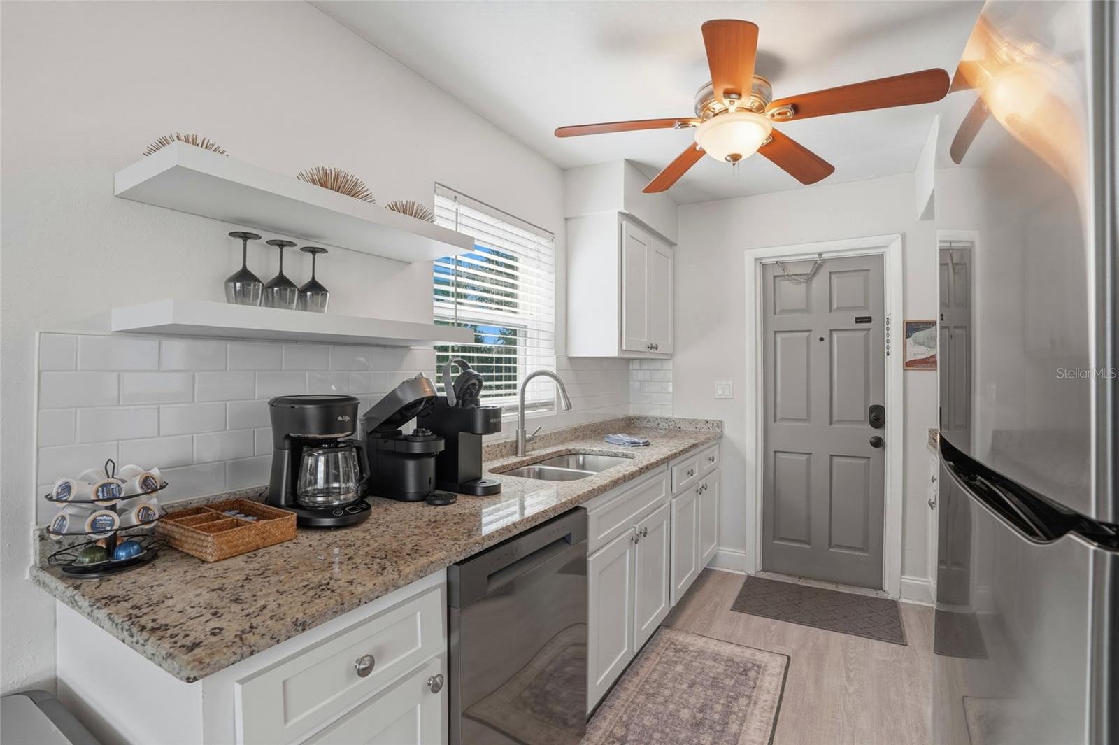 2605 BAY BLVD — photo 35