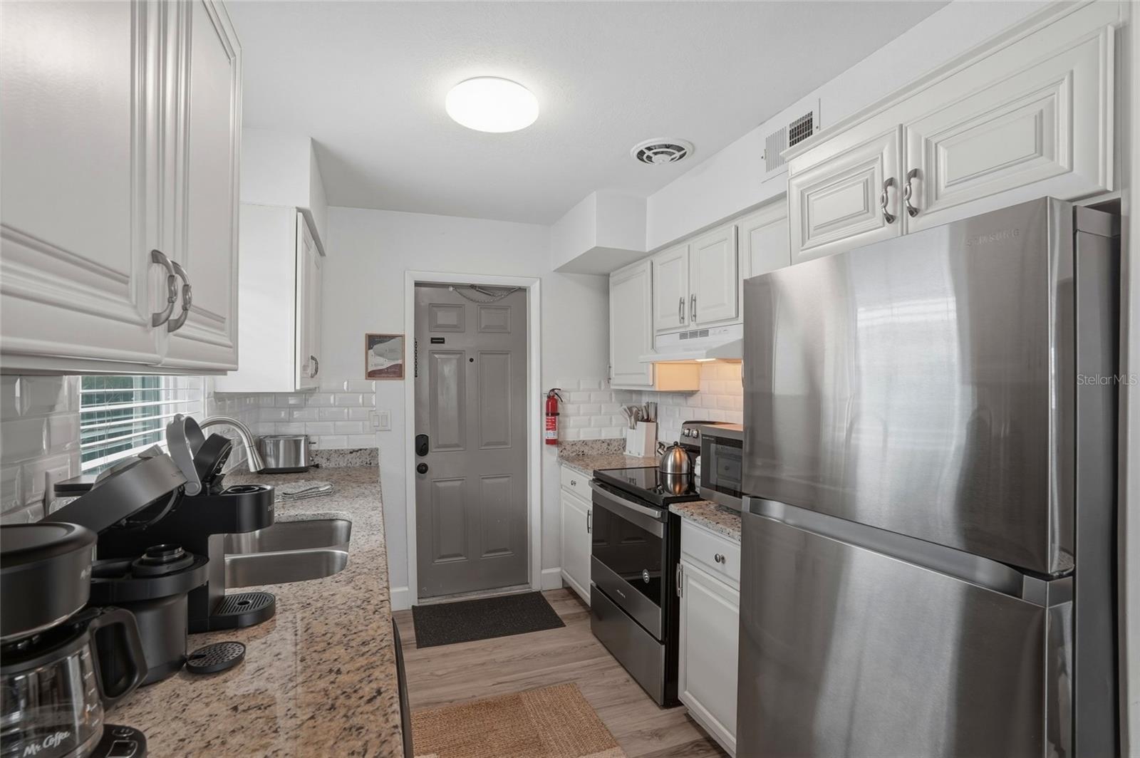 2605 BAY BLVD — photo 56