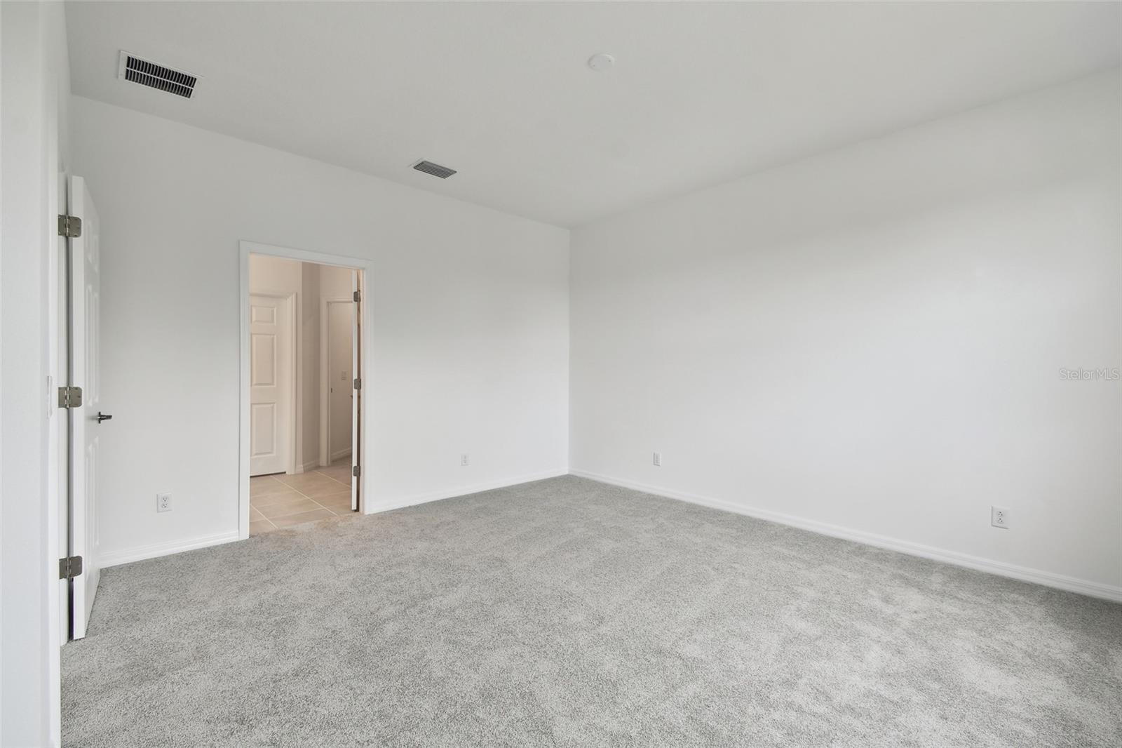 18146 CHERISHED LOOP — photo 10