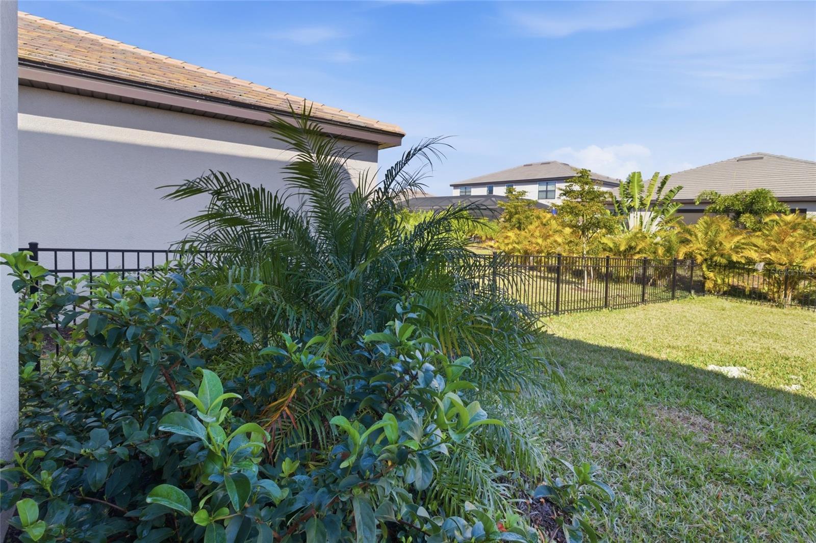 14968 SERENE SHORES LOOP — photo 47