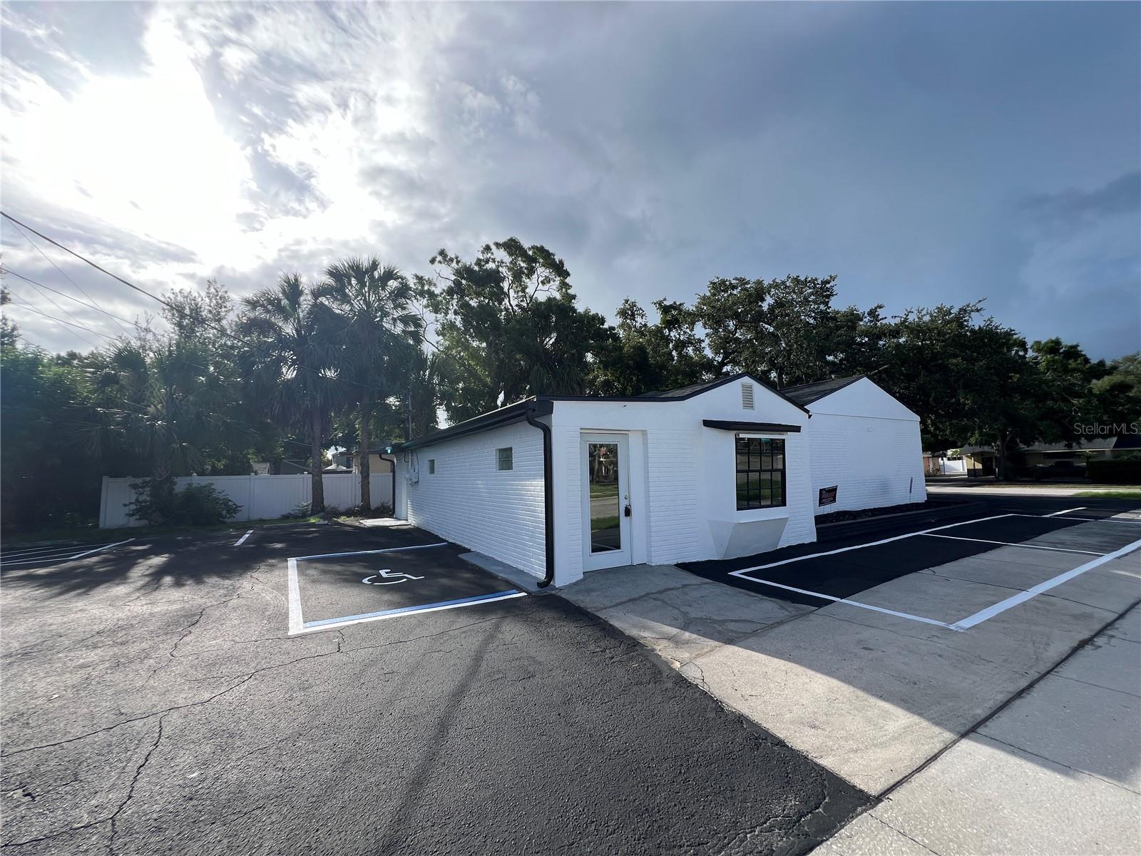512 S DALE MABRY HWY — photo 3