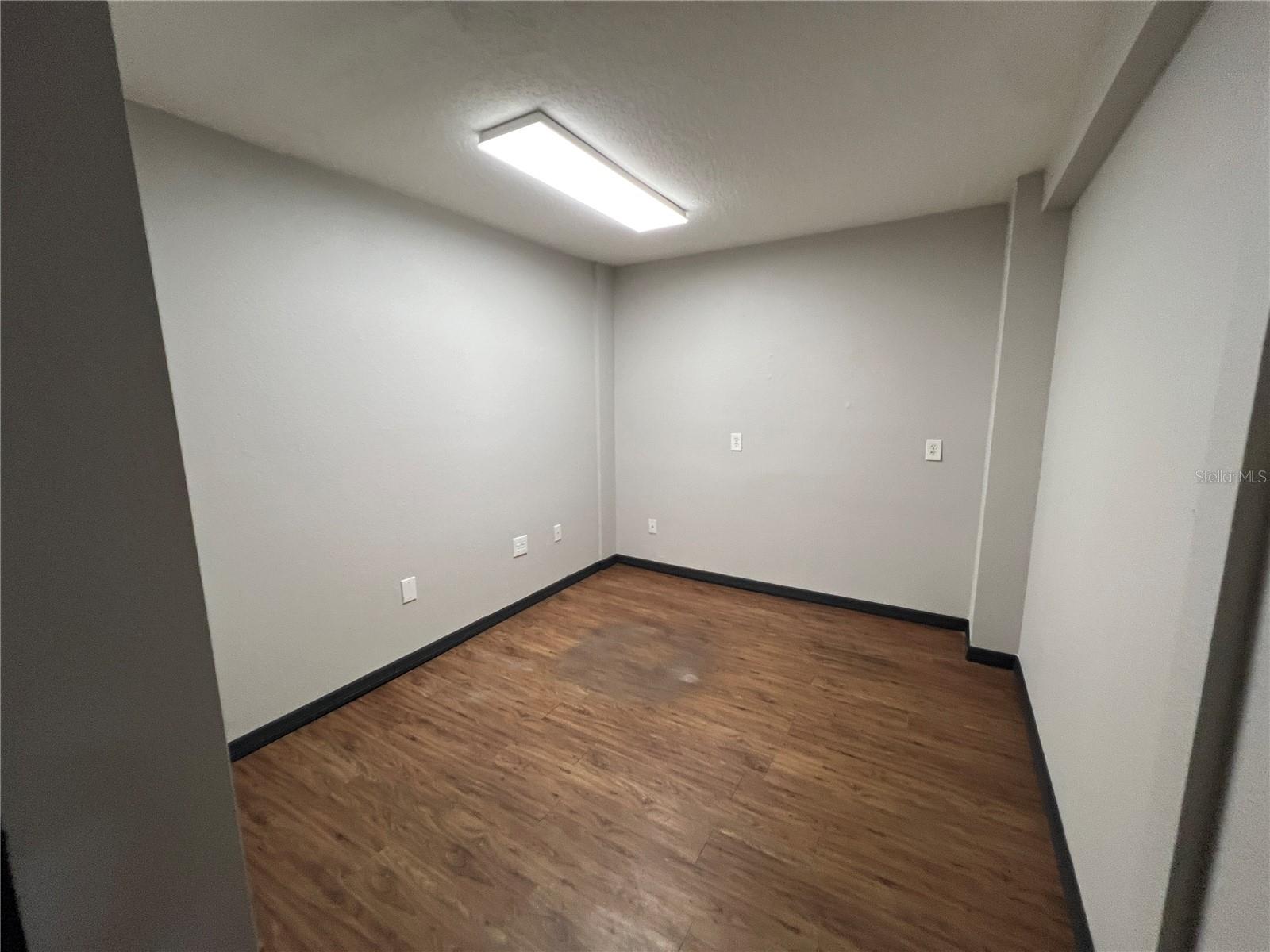 512 S DALE MABRY HWY — photo 17