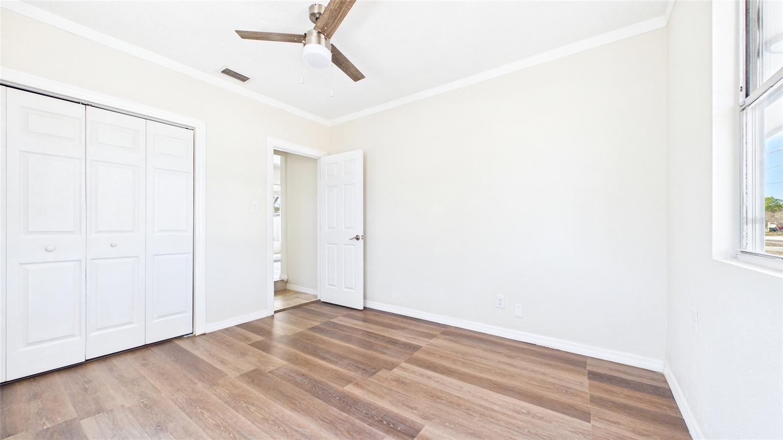 4418 W FAIRVIEW HTS — photo 16