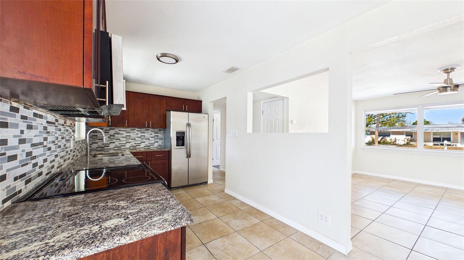 4418 W FAIRVIEW HTS — photo 8