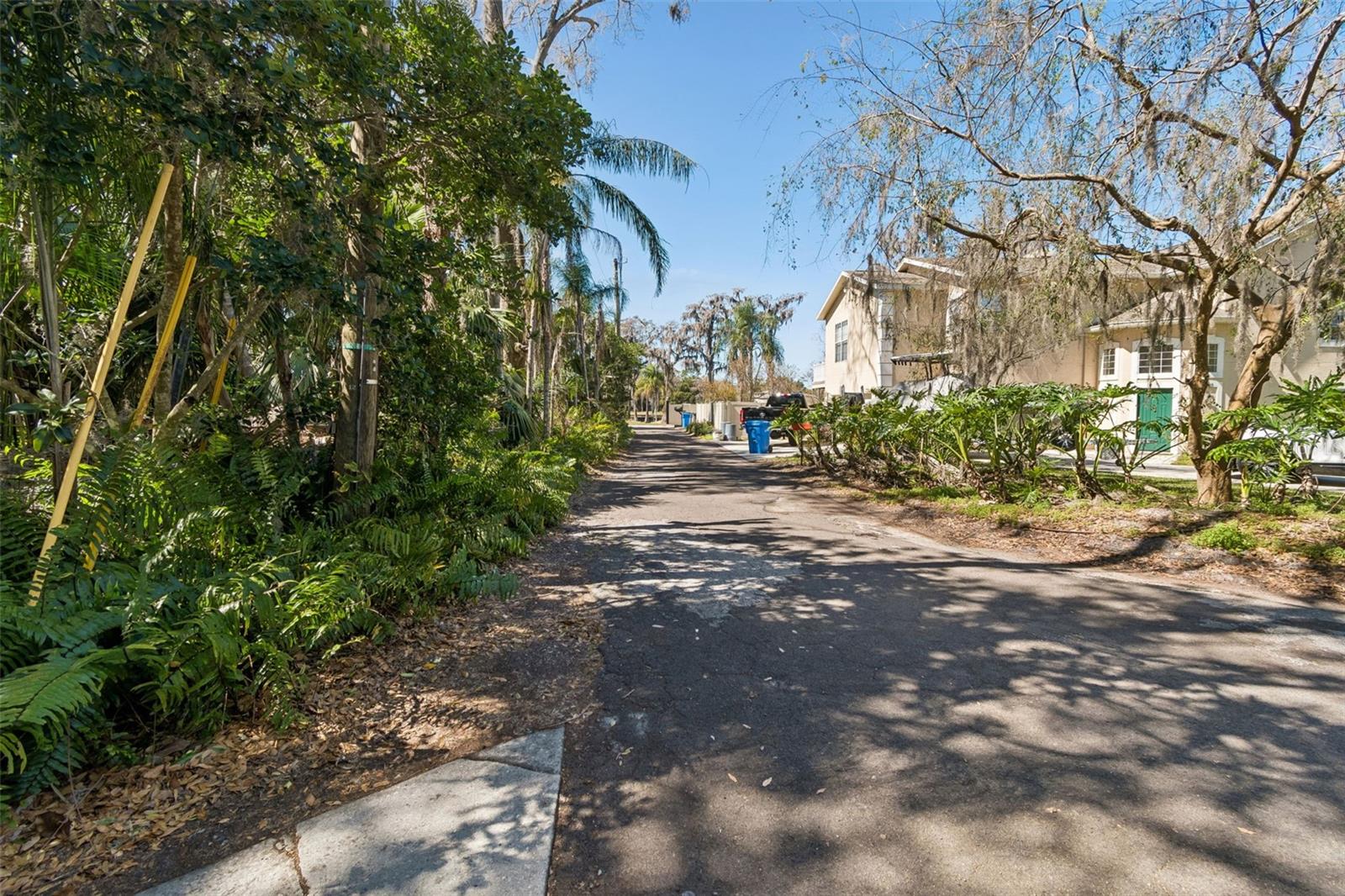 16515 LAKE CHURCH DR — photo 39