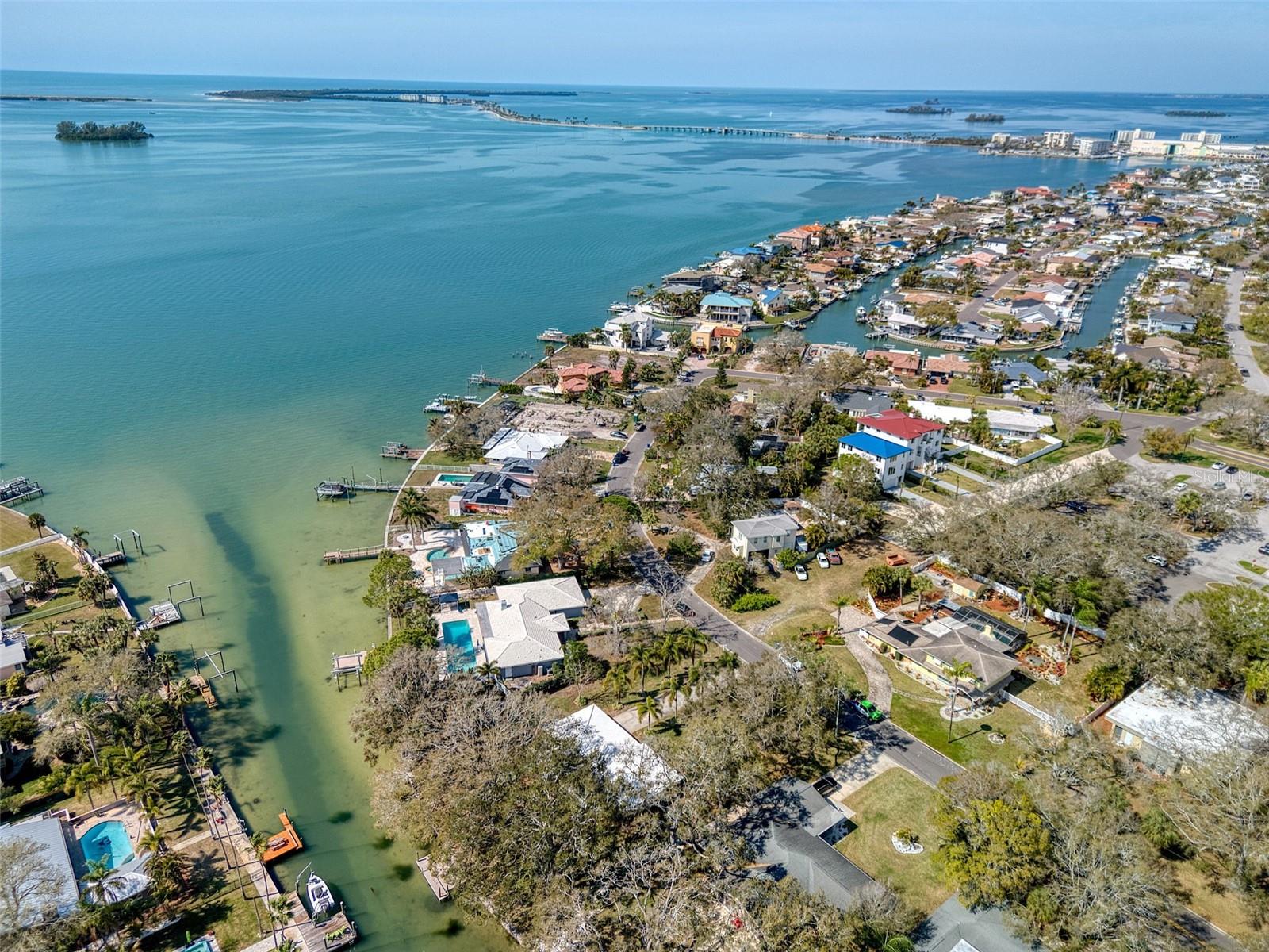 5 SHORE DR — photo 13