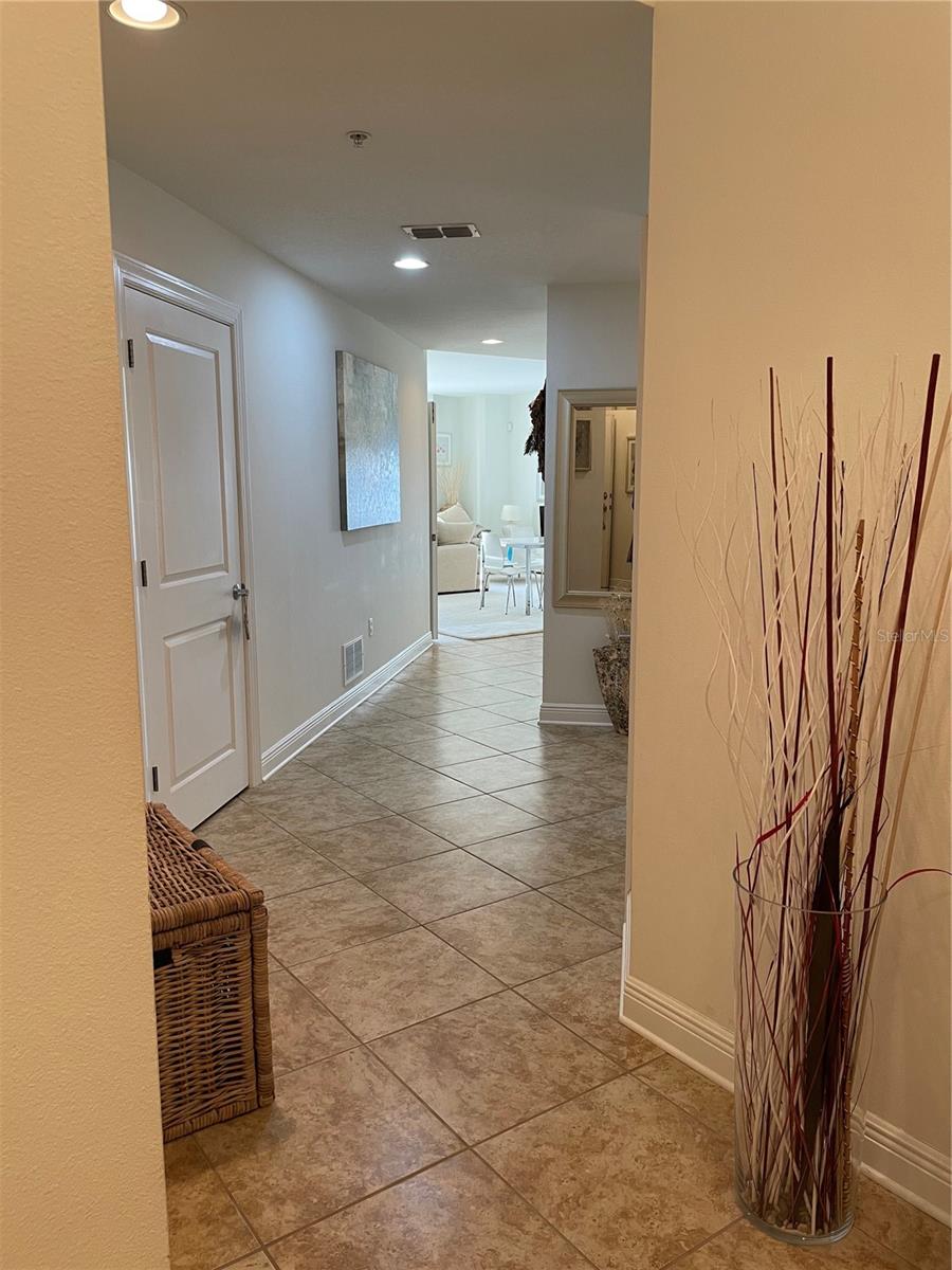 628 CLEVELAND ST #1002 — photo 3