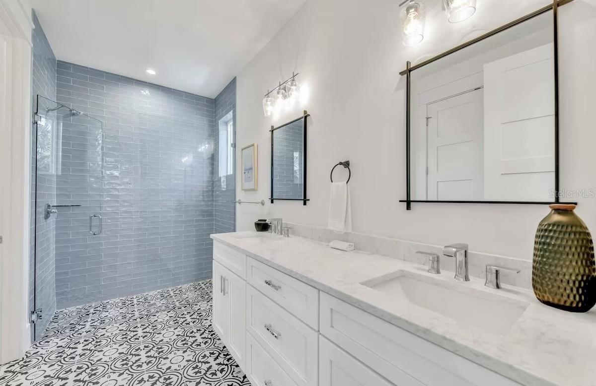 2403 AVENUE C — photo 27
