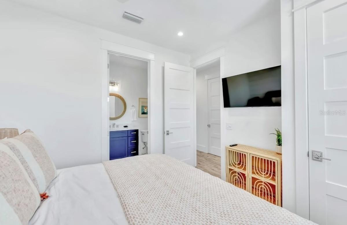 2403 AVENUE C — photo 18