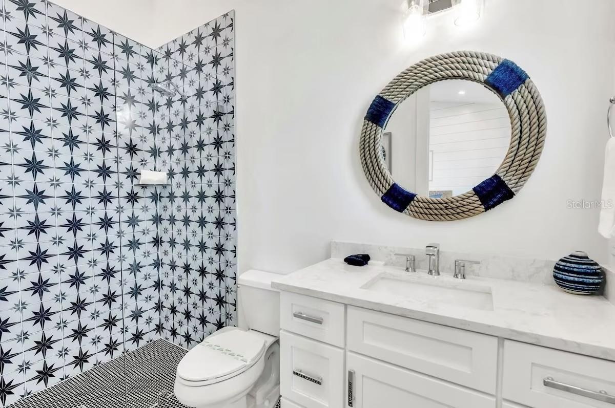 2403 AVENUE C — photo 32