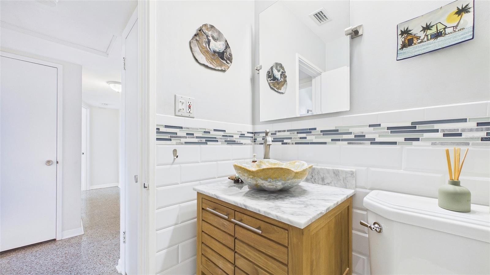 4319 S CAMERON AVE — photo 27
