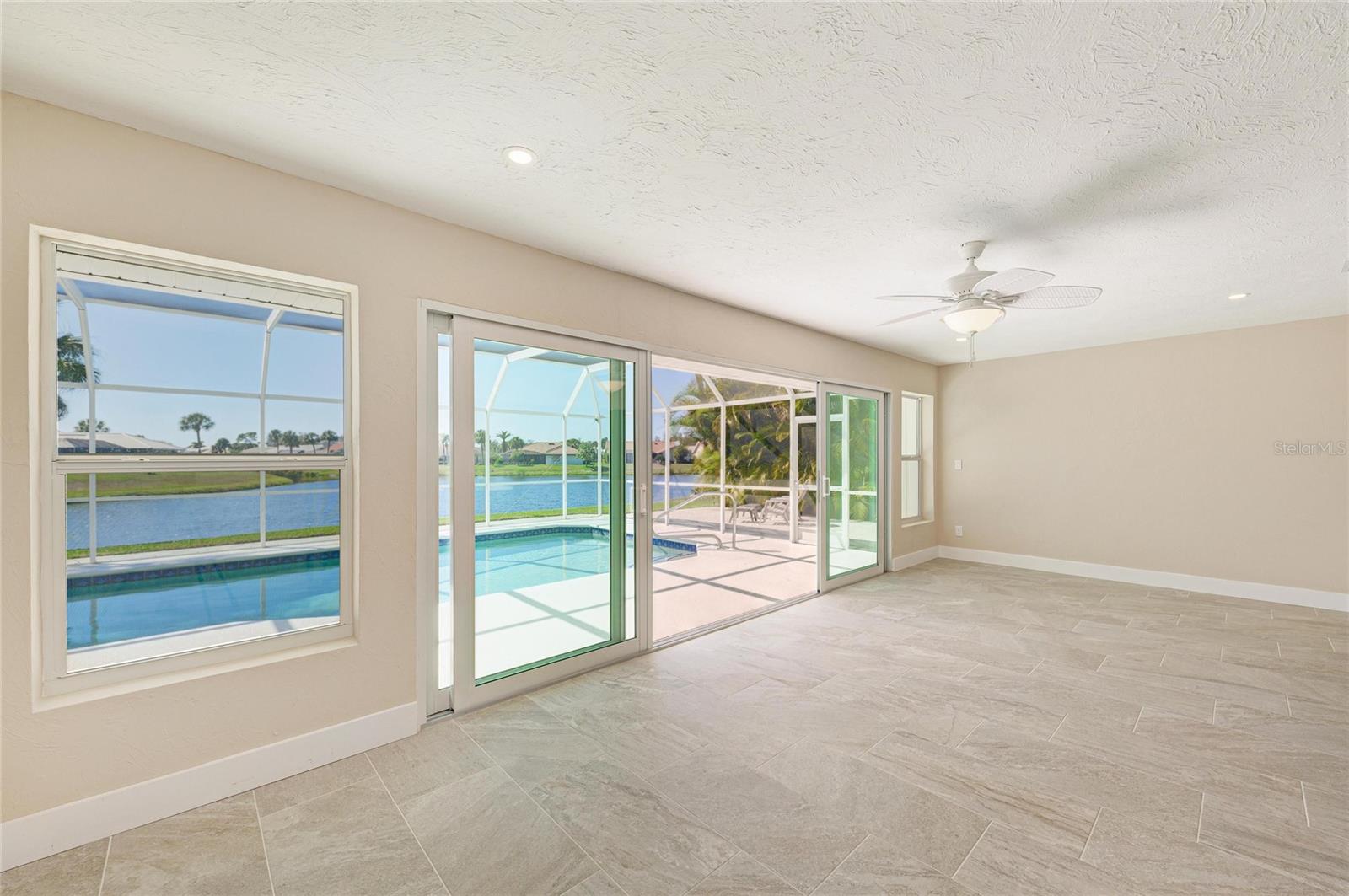 1679 VALLEY DR — photo 24