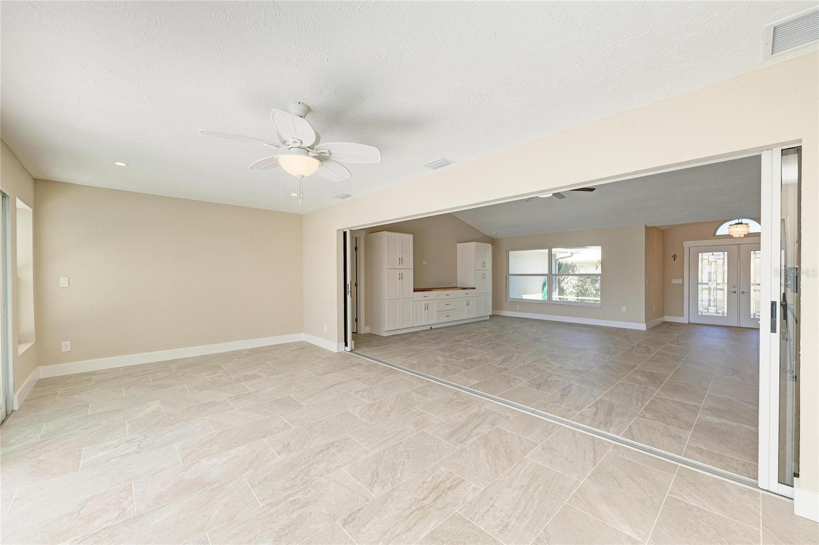 1679 VALLEY DR — photo 25