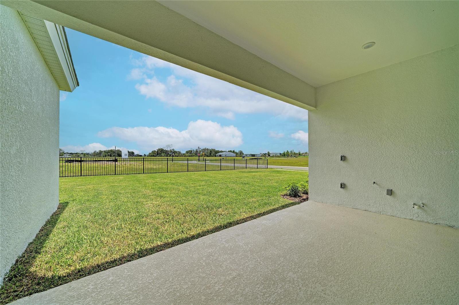10308 LONGMEADOW AVE — photo 34