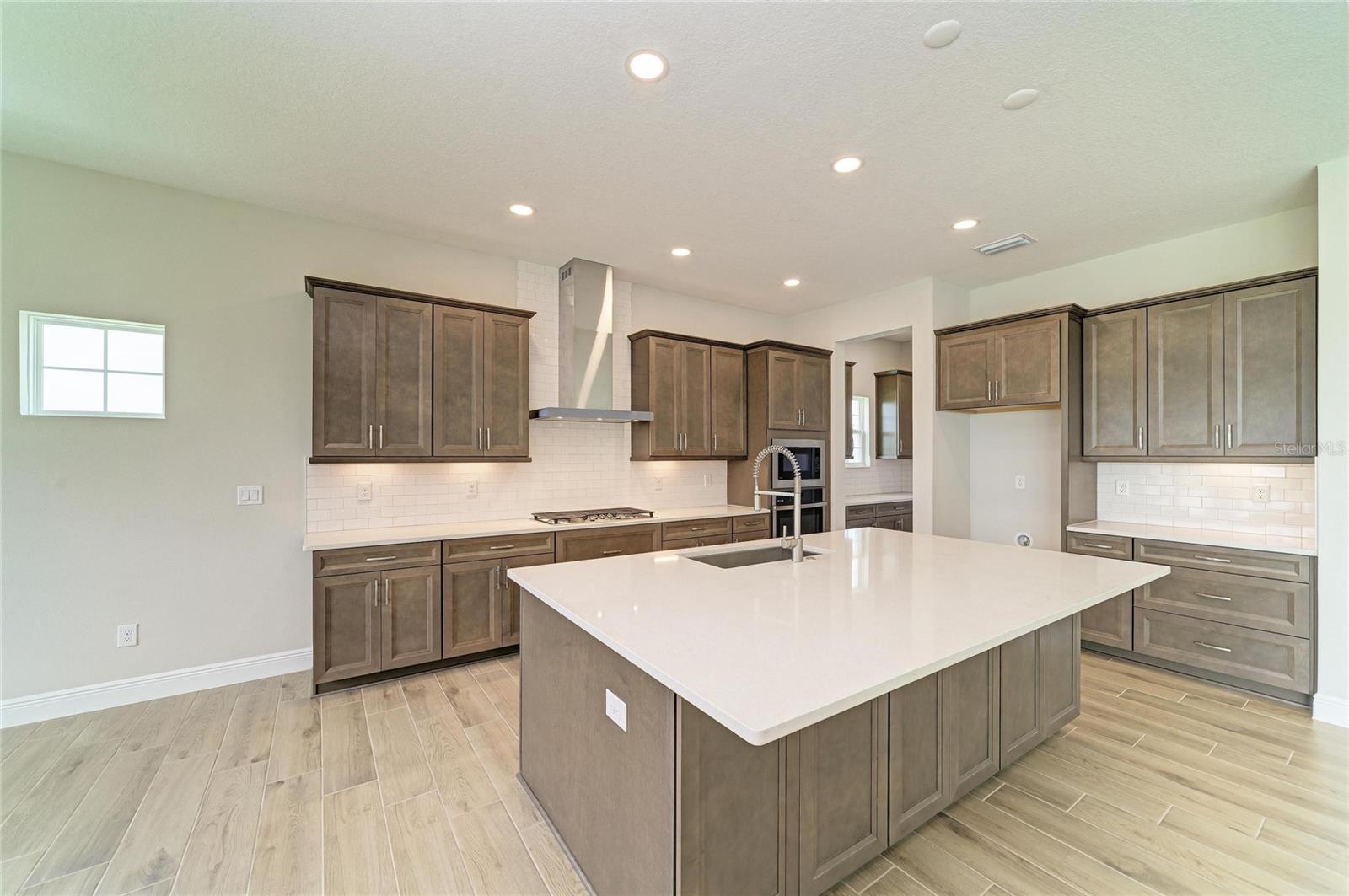 10308 LONGMEADOW AVE — photo 13