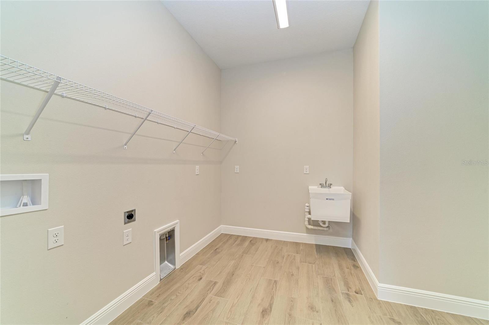 10308 LONGMEADOW AVE — photo 32