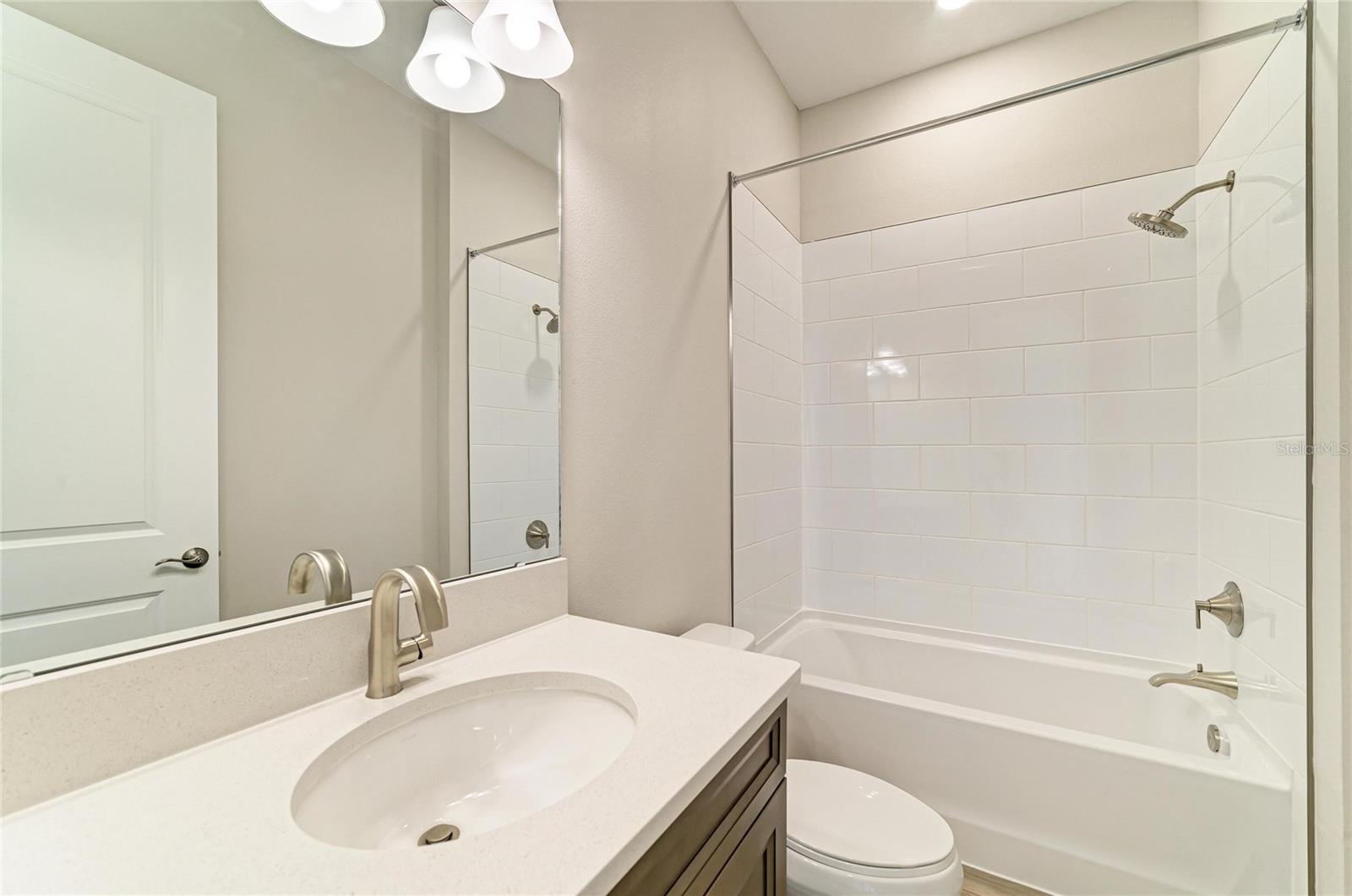 10308 LONGMEADOW AVE — photo 27