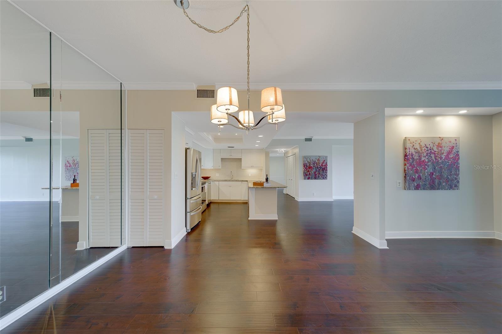 8 BELLEVIEW BLVD #308 — photo 13