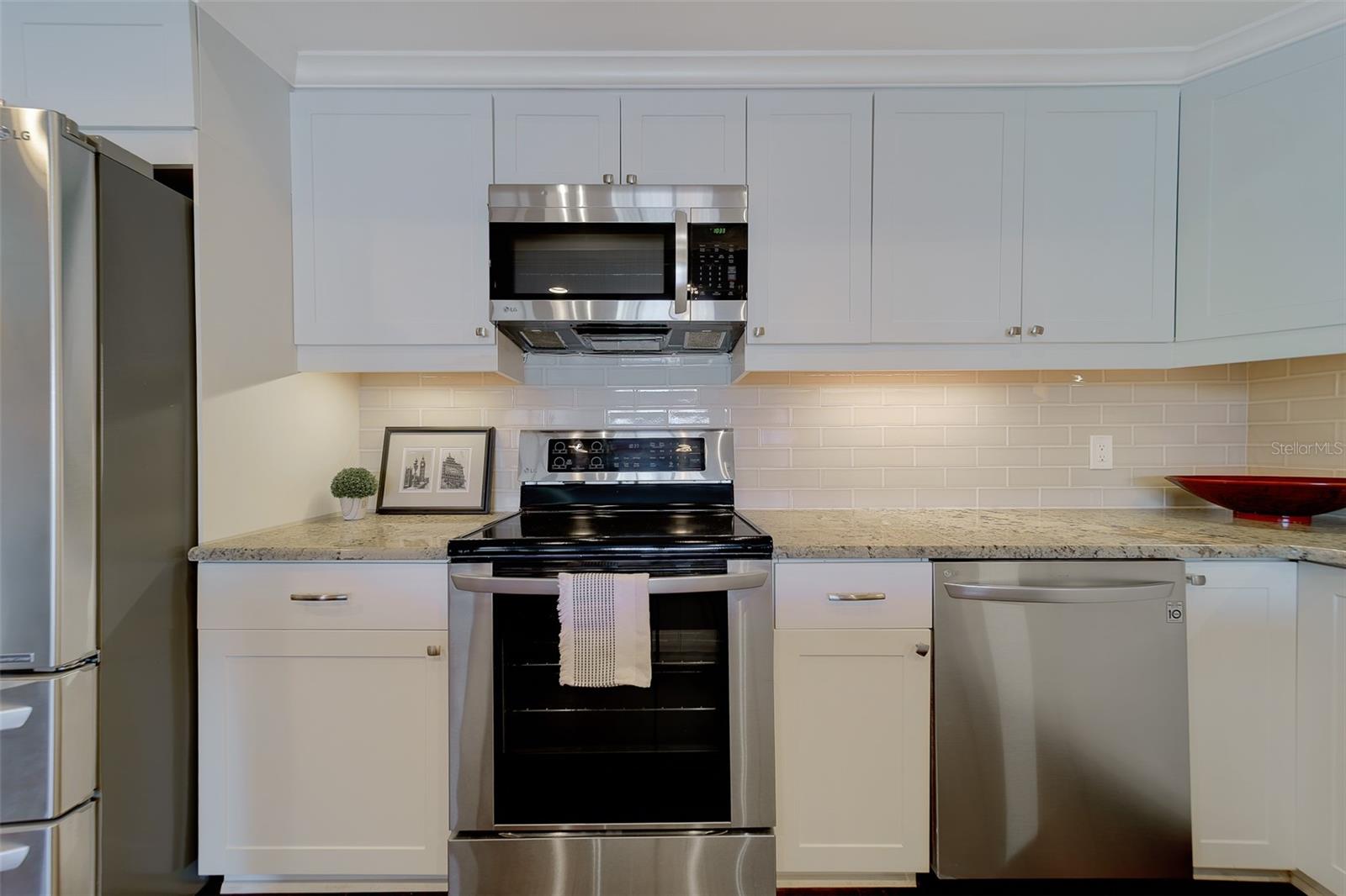 8 BELLEVIEW BLVD #308 — photo 7