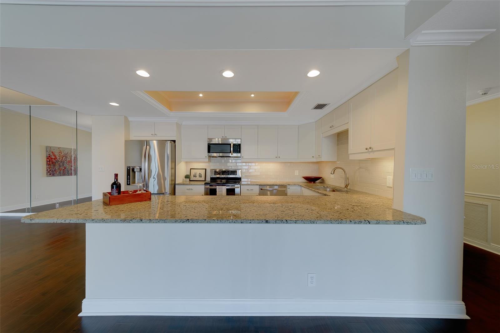8 BELLEVIEW BLVD #308 — photo 4