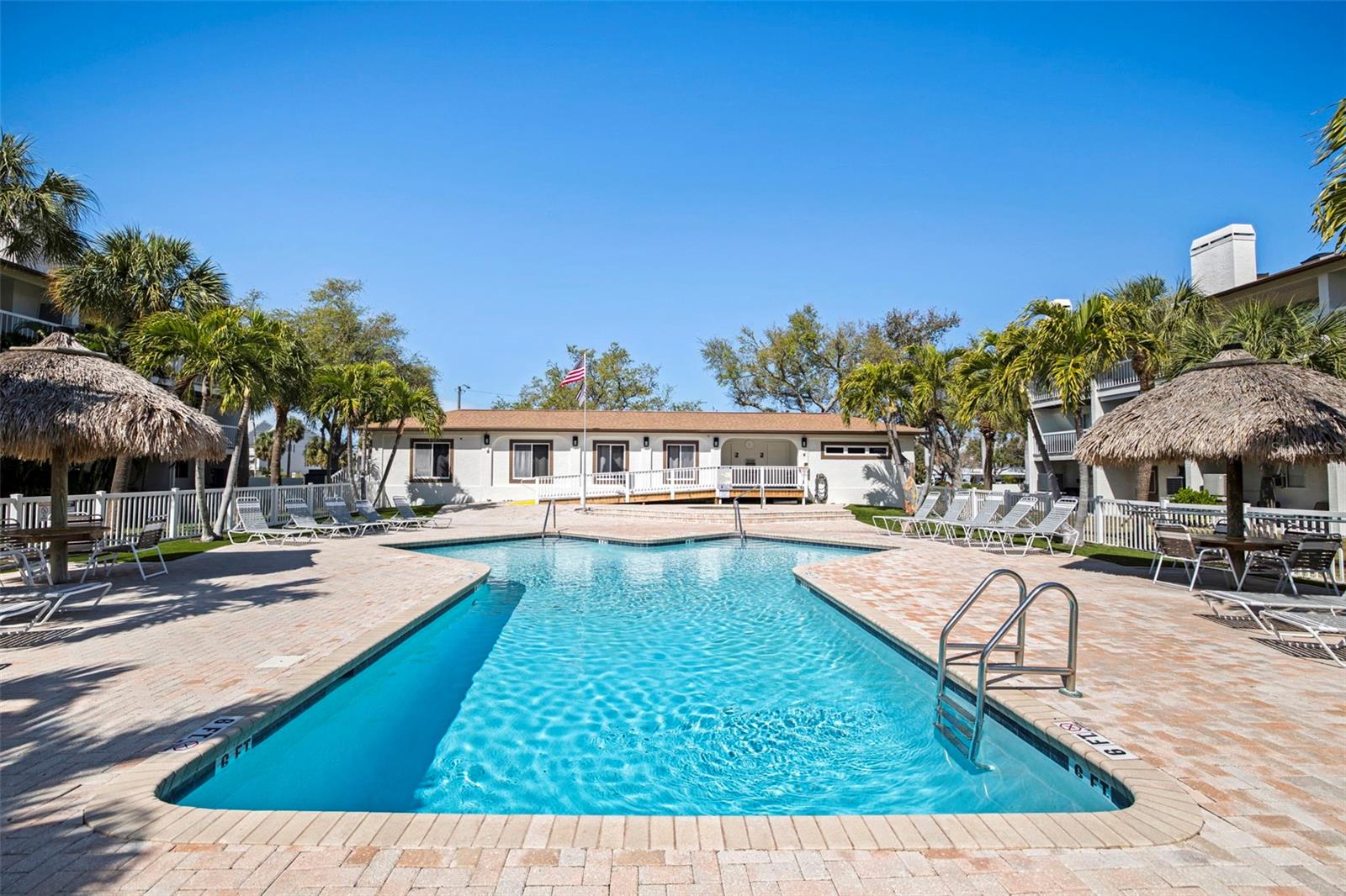 117 YACHT CLUB LN — photo 65