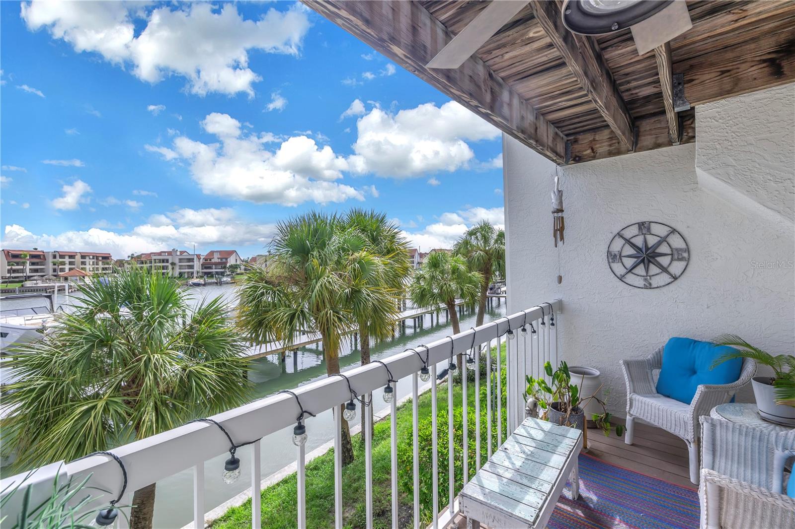 117 YACHT CLUB LN — photo 2