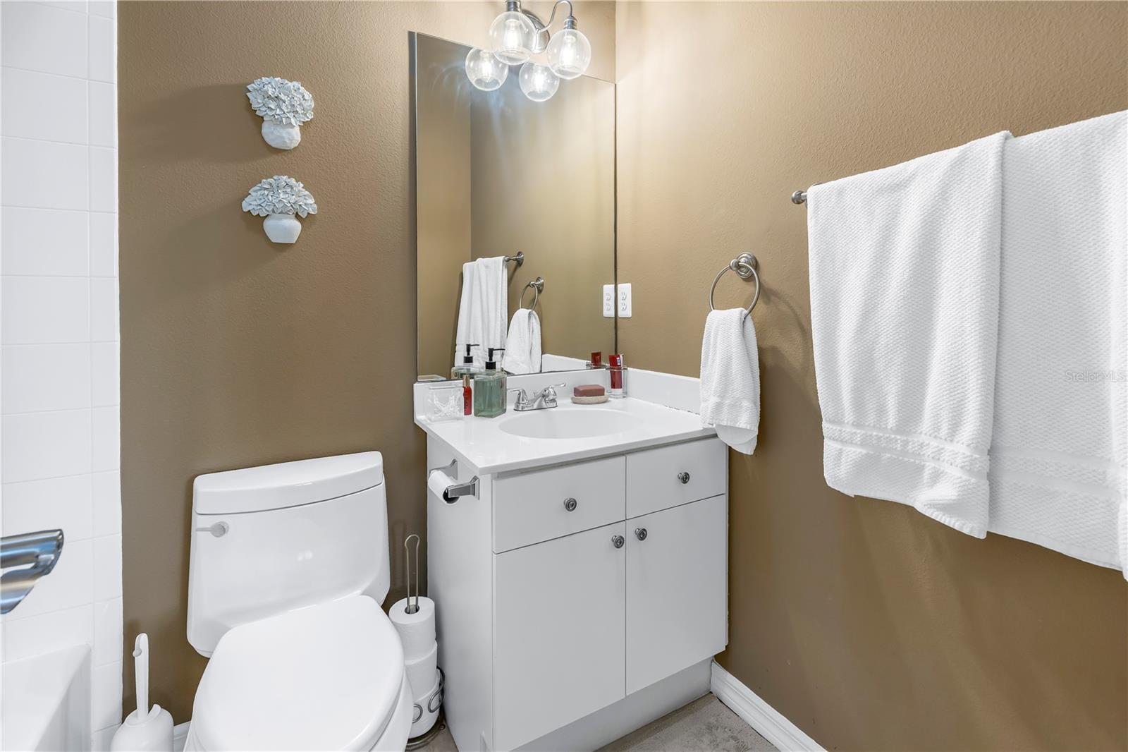 117 YACHT CLUB LN — photo 47