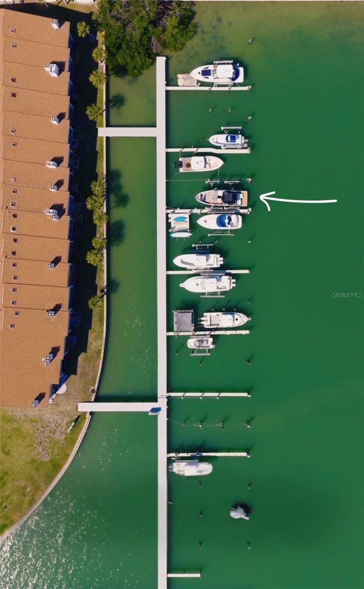 117 YACHT CLUB LN — photo 4